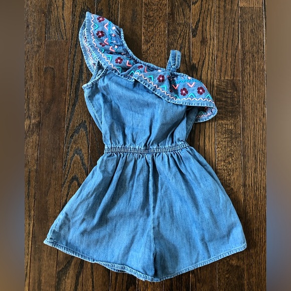 abercrombie kids Girls 5-6Y Denim One Shouldered Romper w/Pockets & Embroidery - Picture 10 of 11